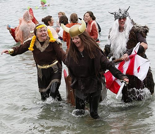 The vikings invade again The vikings invade again